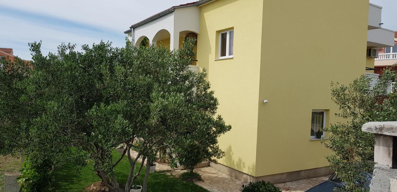 Apartmani Vranjkovic Vodice Esterno foto