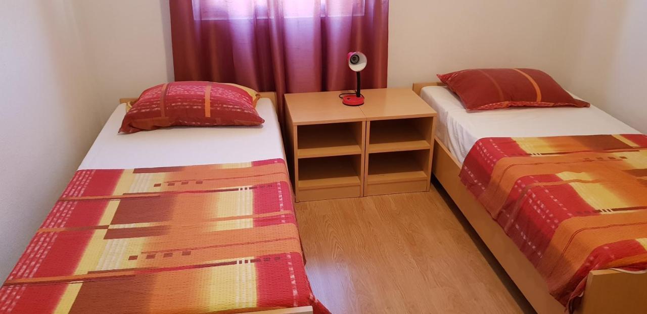 Apartmani Vranjkovic Vodice Esterno foto