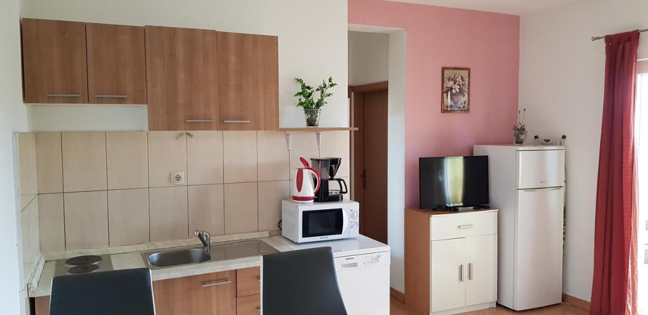 Apartmani Vranjkovic Vodice Esterno foto