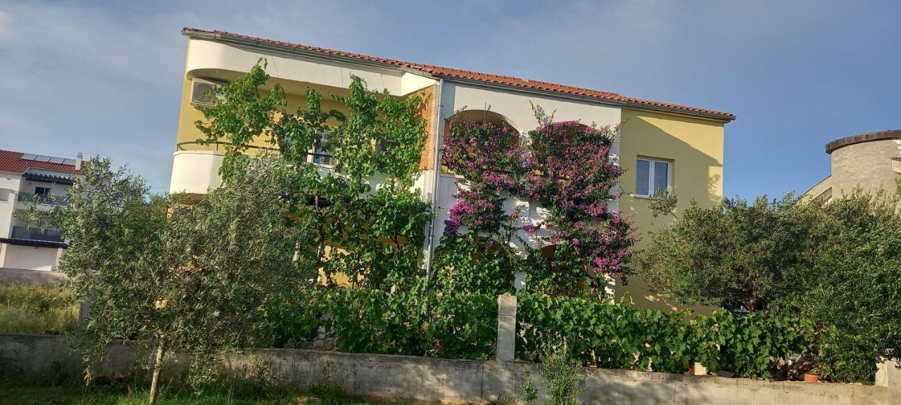Apartmani Vranjkovic Vodice Esterno foto