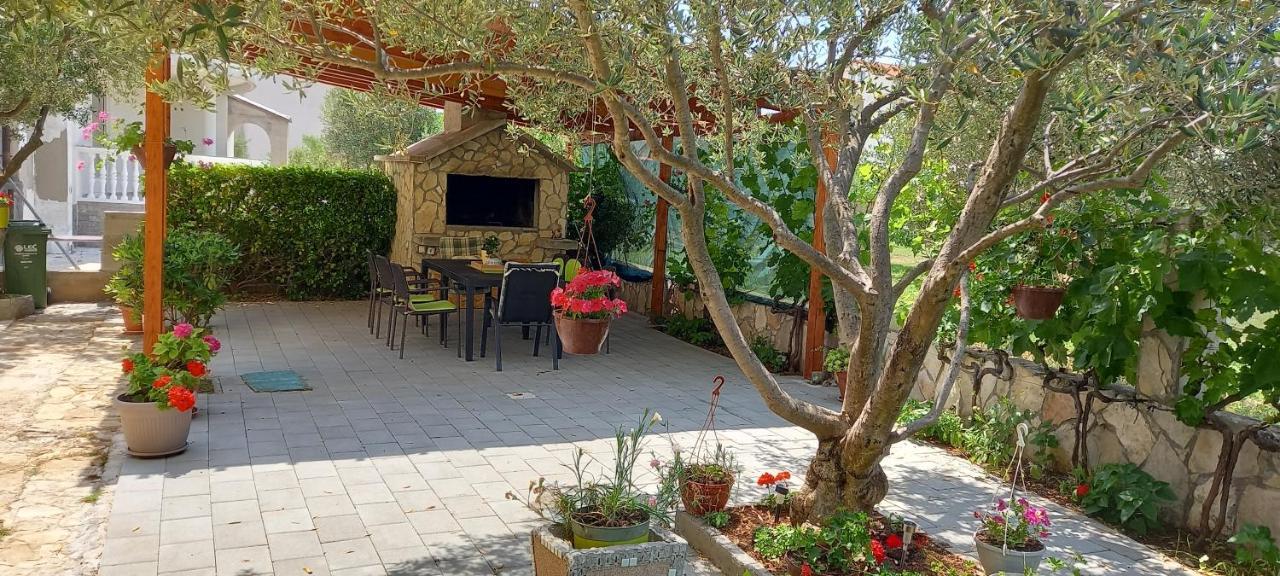 Apartmani Vranjkovic Vodice Esterno foto