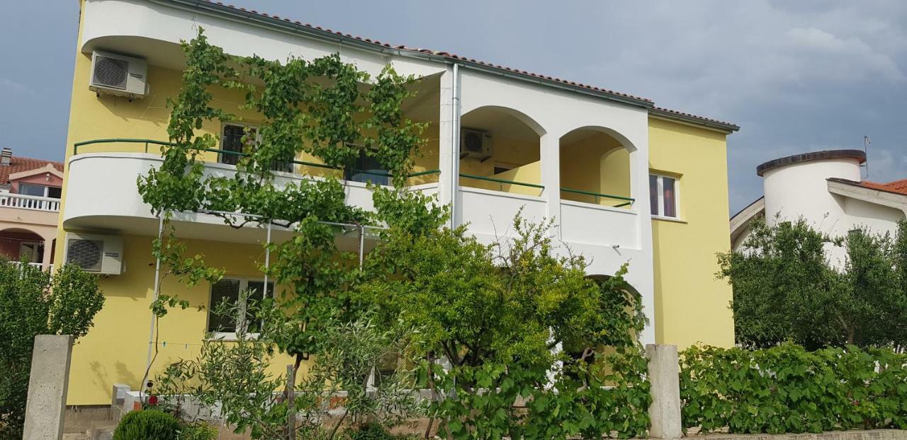 Apartmani Vranjkovic Vodice Esterno foto