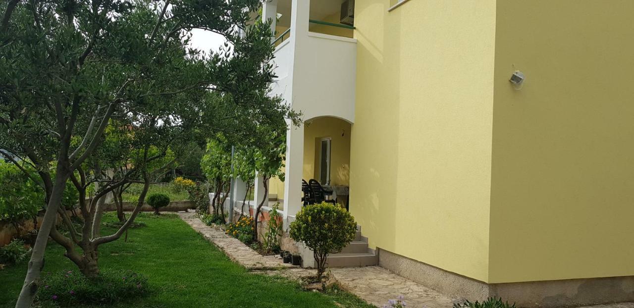Apartmani Vranjkovic Vodice Esterno foto