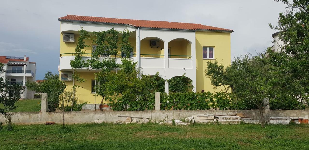 Apartmani Vranjkovic Vodice Esterno foto